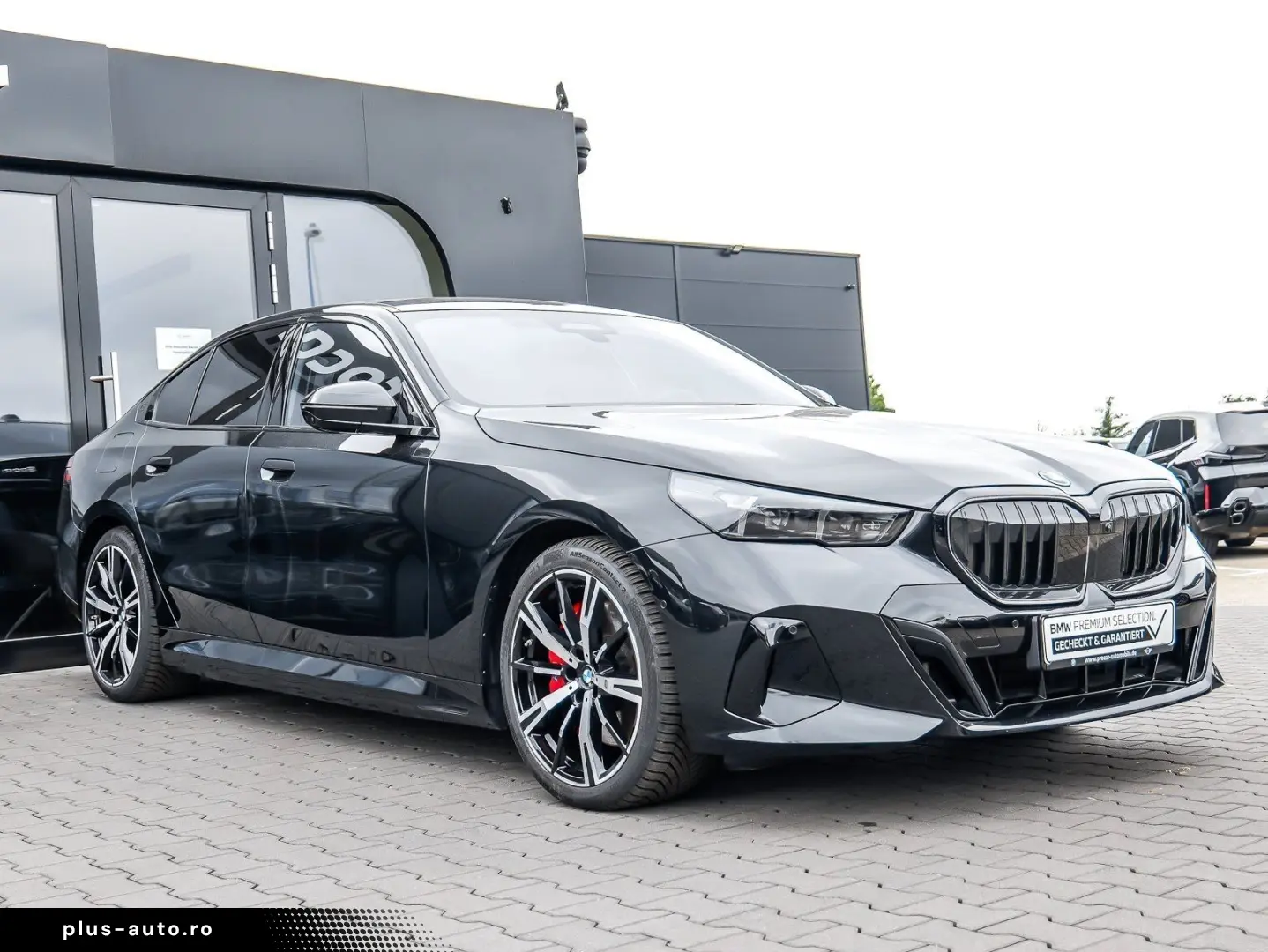 BMW 550e xDrive M Sport HUD PANO ACC AHK 360 KAM LM