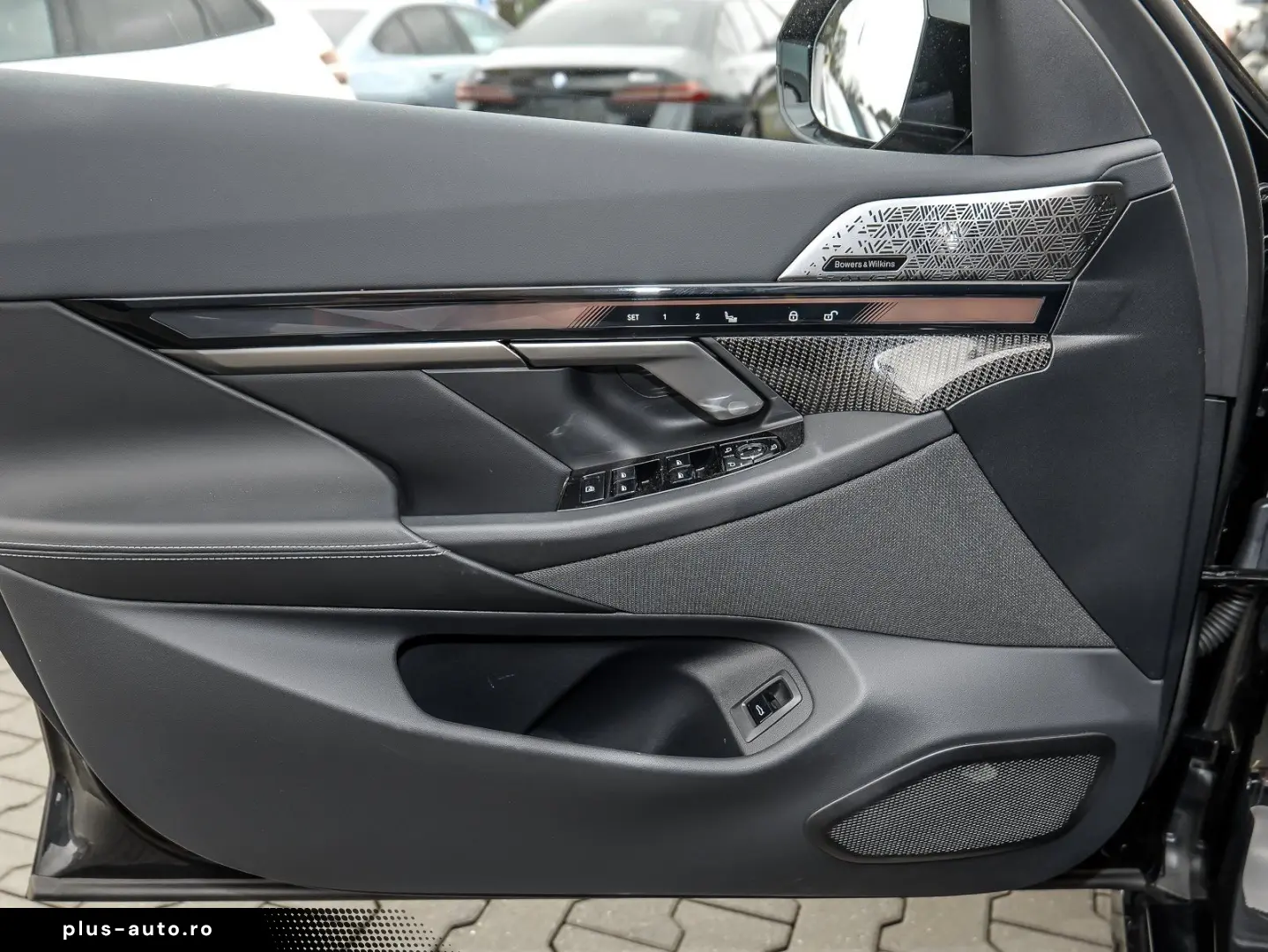 BMW 550e xDrive M Sport HUD PANO ACC AHK 360 KAM LM