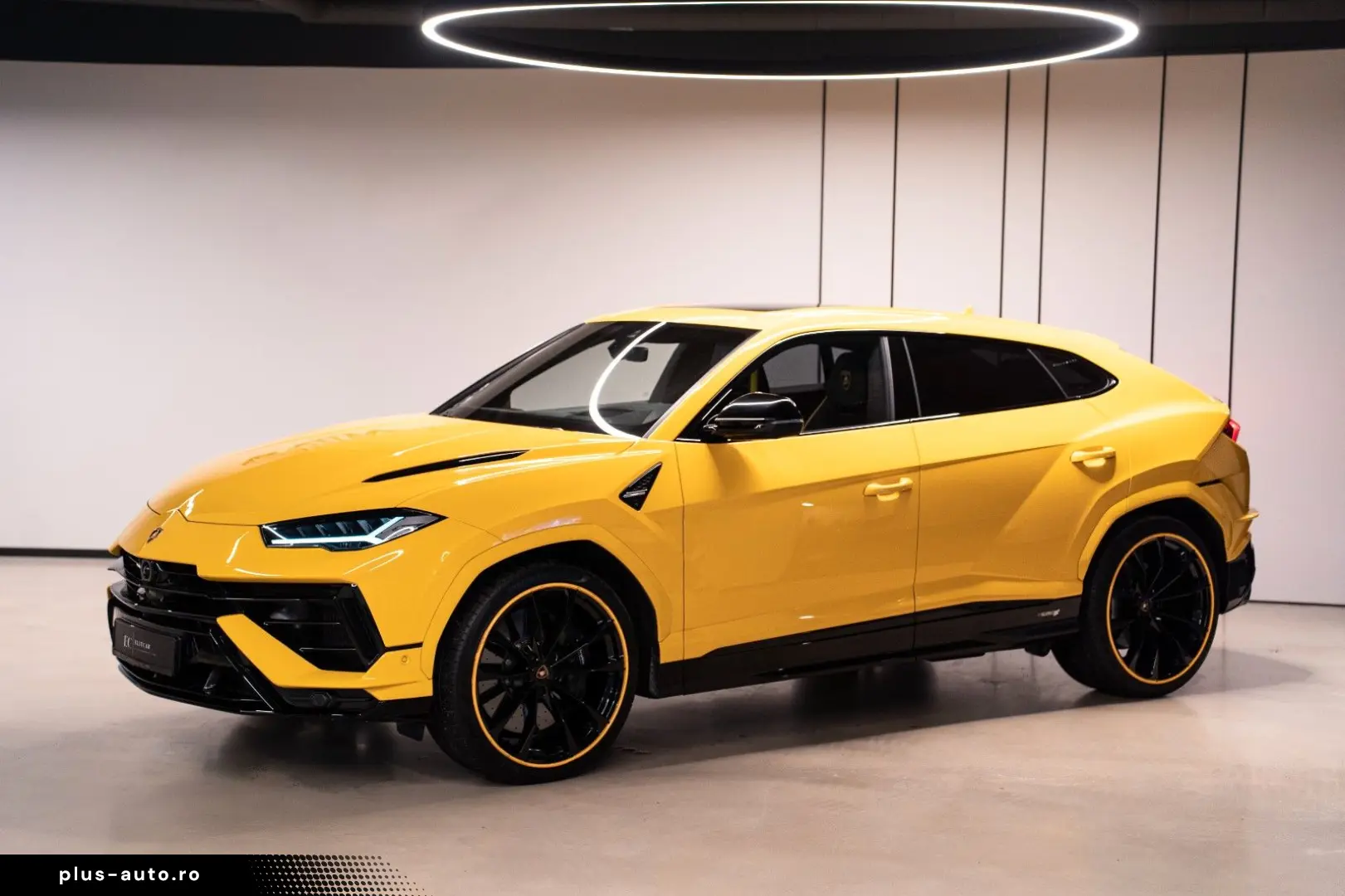 LAMBORGHINI Urus S  Dark pack Carbon Pano Massage