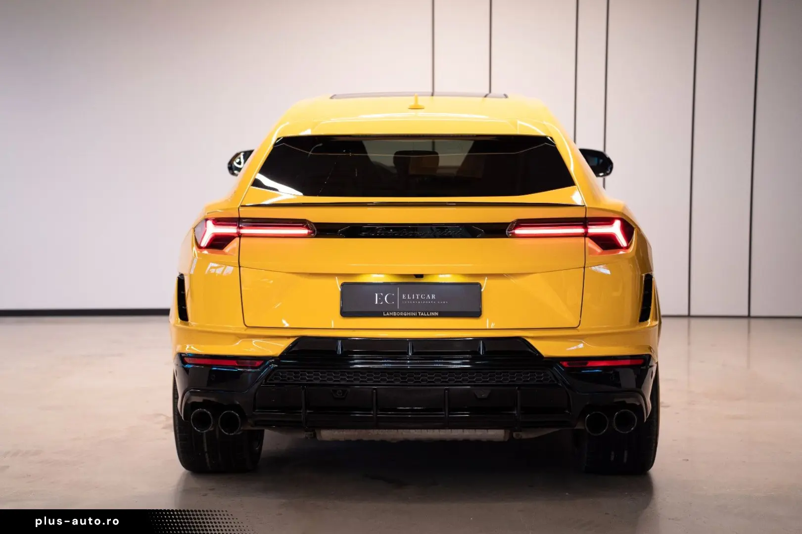 LAMBORGHINI Urus S  Dark pack Carbon Pano Massage
