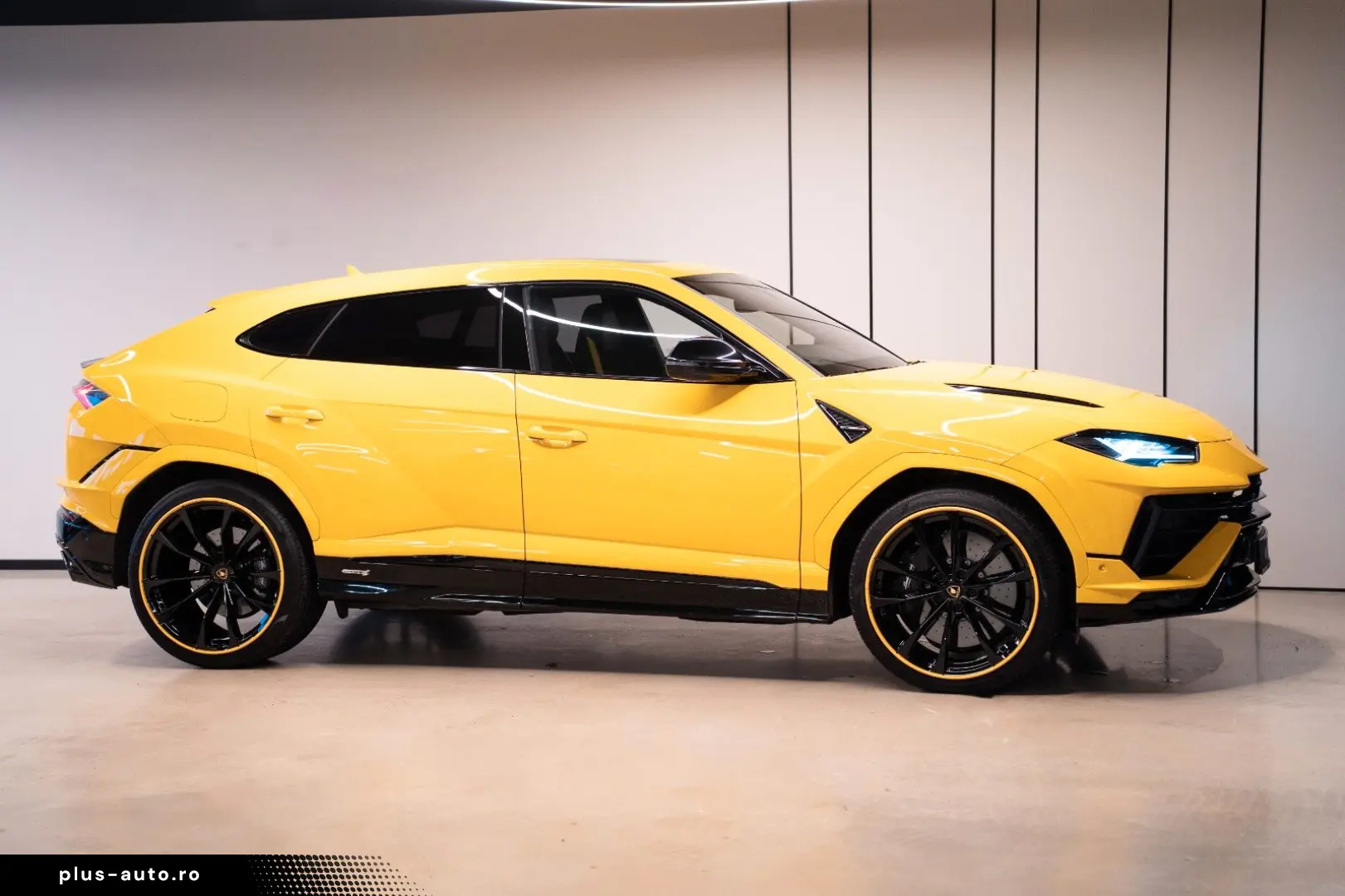 LAMBORGHINI Urus S  Dark pack Carbon Pano Massage
