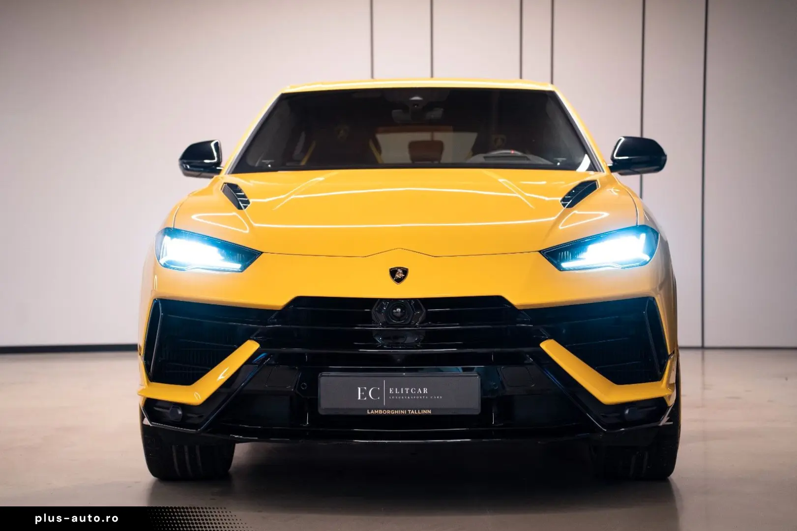 LAMBORGHINI Urus S  Dark pack Carbon Pano Massage