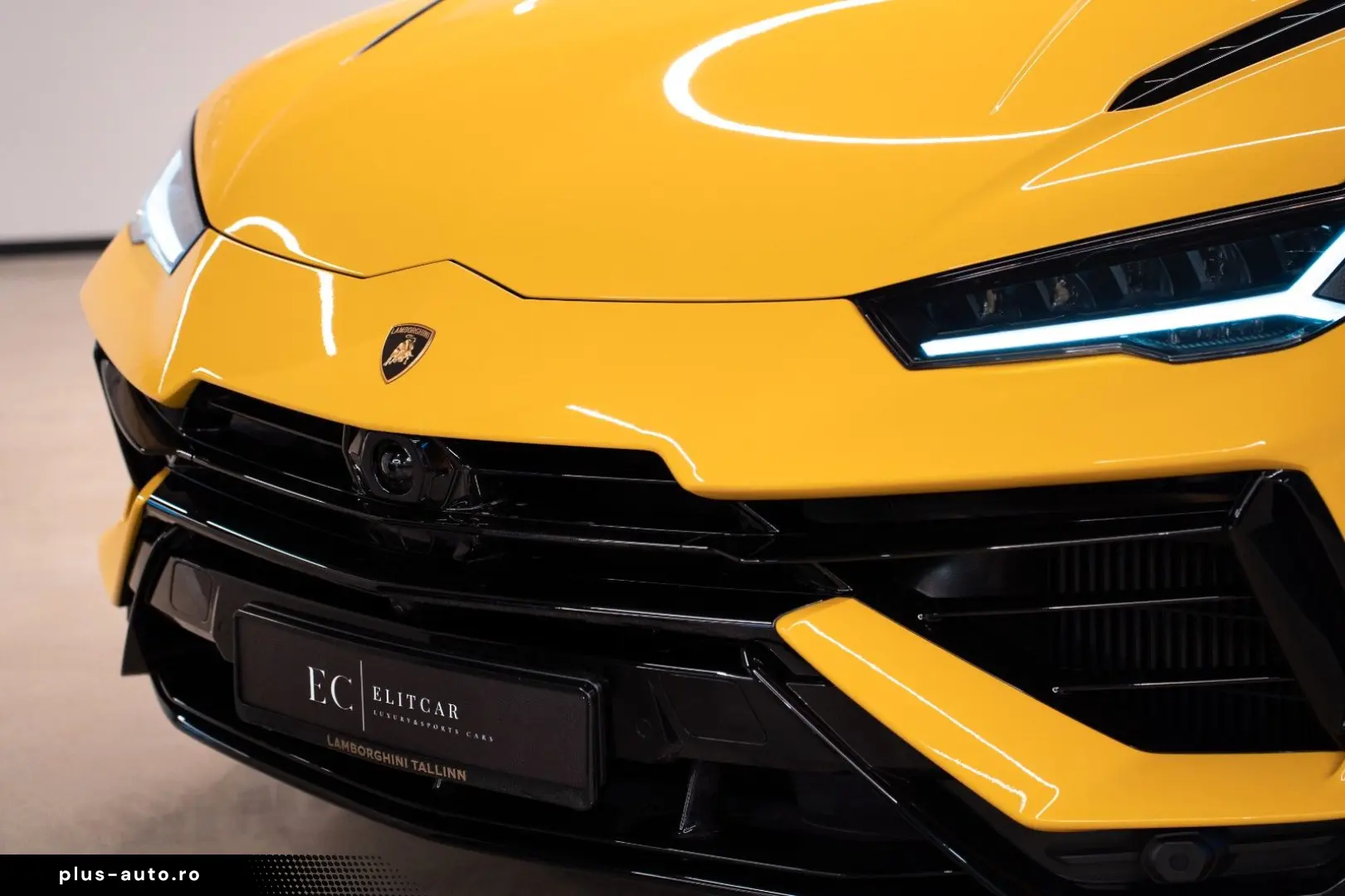 LAMBORGHINI Urus S  Dark pack Carbon Pano Massage