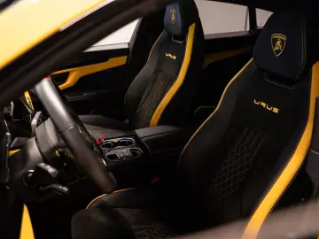 LAMBORGHINI Urus S  Dark pack Carbon Pano Massage