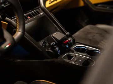 LAMBORGHINI Urus S  Dark pack Carbon Pano Massage