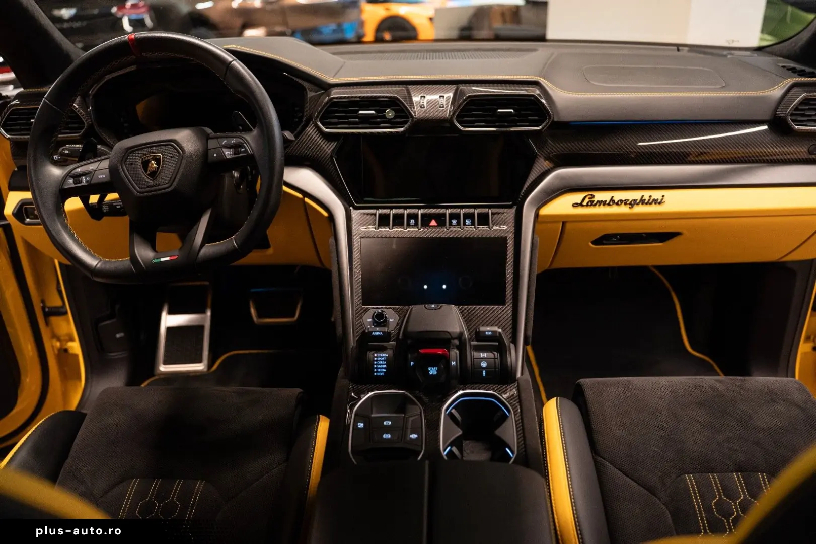 LAMBORGHINI Urus S  Dark pack Carbon Pano Massage