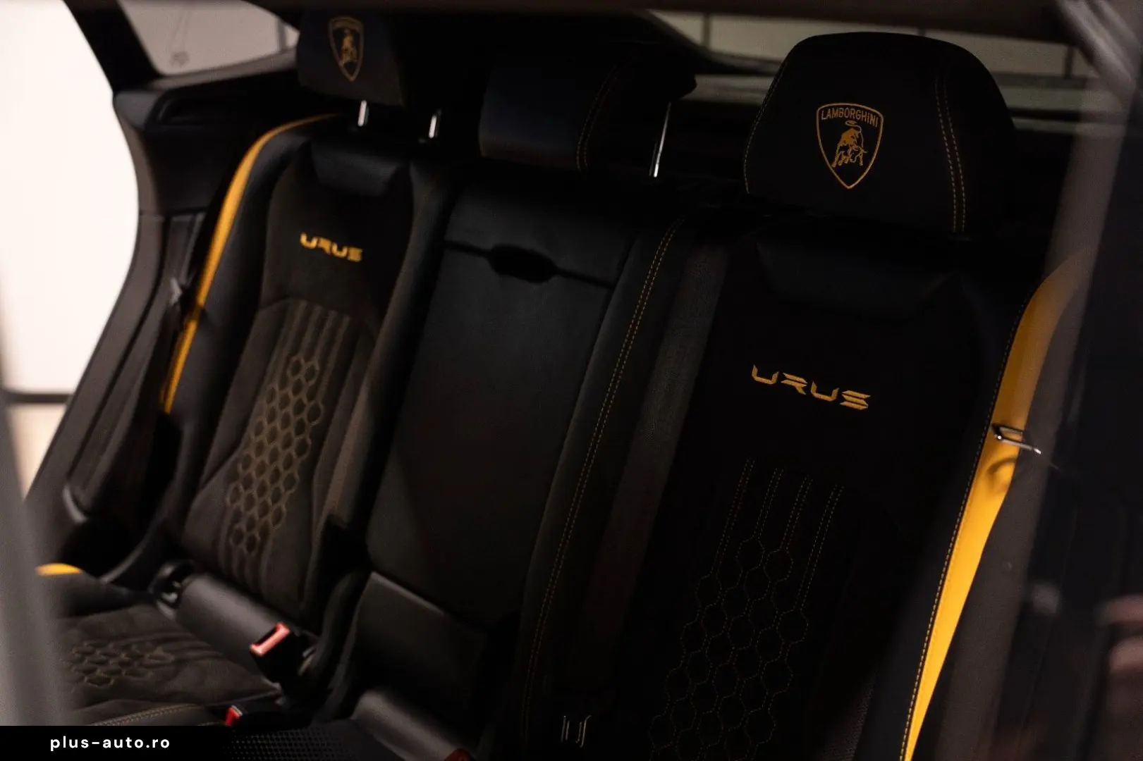 LAMBORGHINI Urus S  Dark pack Carbon Pano Massage
