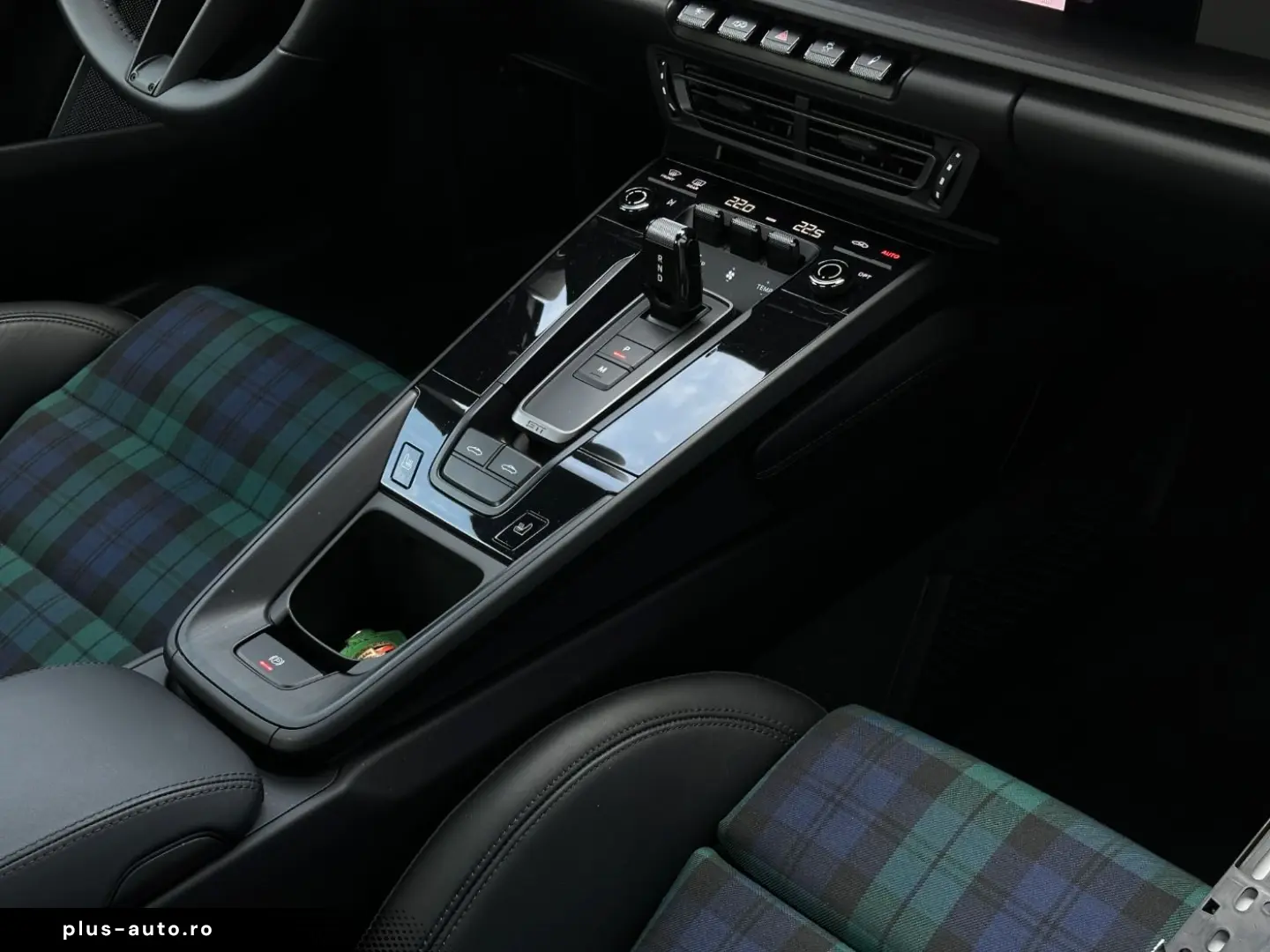 PORSCHE 992 911 Targa 4 GTS Sonderwunsch Burmester LIFT