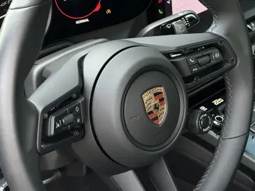 PORSCHE 992 911 Targa 4 GTS Sonderwunsch Burmester LIFT