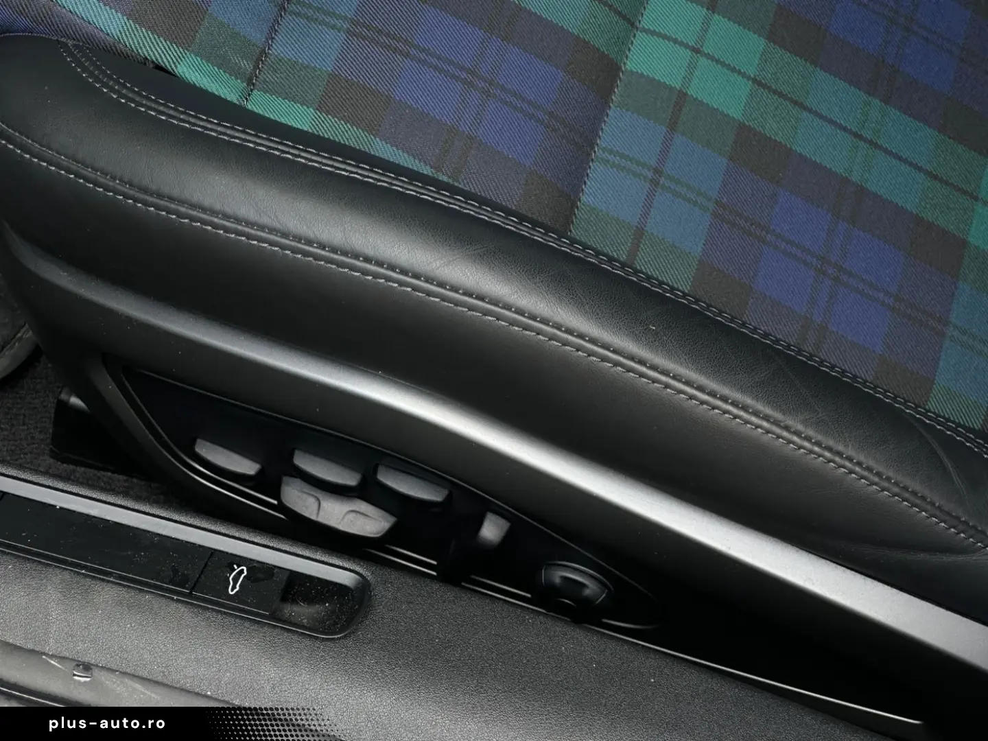 PORSCHE 992 911 Targa 4 GTS Sonderwunsch Burmester LIFT
