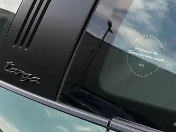PORSCHE 992 911 Targa 4 GTS Sonderwunsch Burmester LIFT