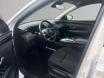 HYUNDAI Tucson 1.6 T-GDI HEV Select Navi RKam Klimaauto