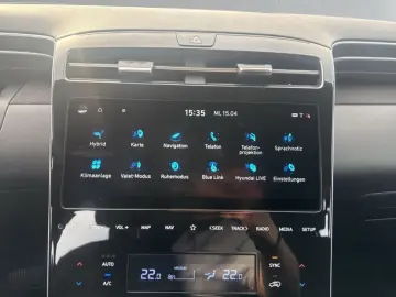 HYUNDAI Tucson 1.6 T-GDI HEV Select Navi RKam Klimaauto