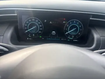 HYUNDAI Tucson 1.6 T-GDI HEV Select Navi RKam Klimaauto
