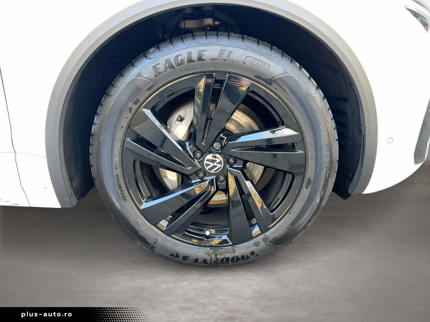 VW Touareg 3.0 TDI DSG 4Motion IQ.Light Matrix AHK