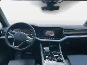 VW Touareg 3.0 TDI DSG 4Motion IQ.Light Matrix AHK