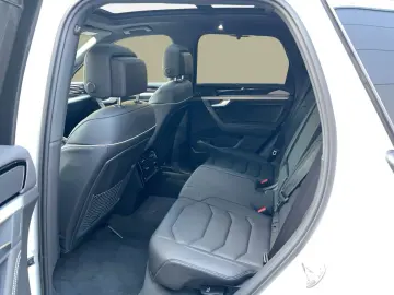 VW Touareg 3.0 TDI DSG 4Motion IQ.Light Matrix AHK