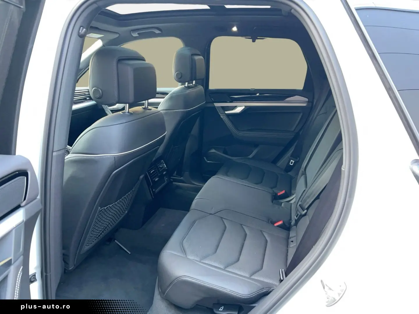 VW Touareg 3.0 TDI DSG 4Motion IQ.Light Matrix AHK
