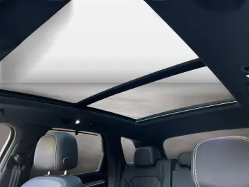 VW Touareg 3.0 TDI DSG 4Motion IQ.Light Matrix AHK