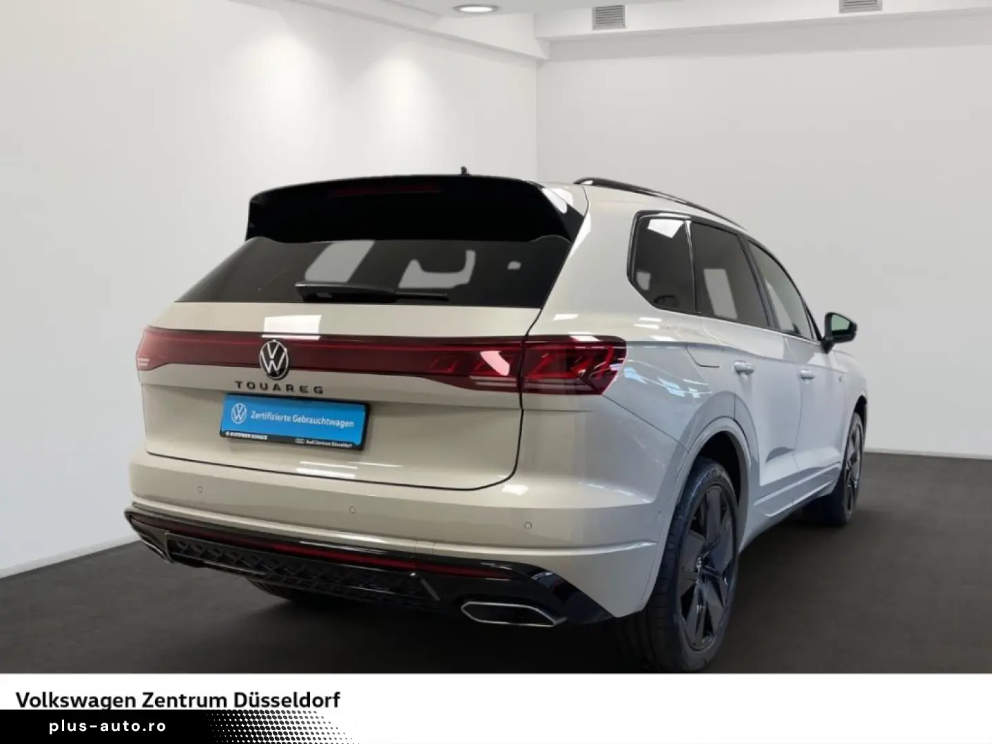 VW Touareg R-Line 3.0 V6 TDI 4MOTION Navigation