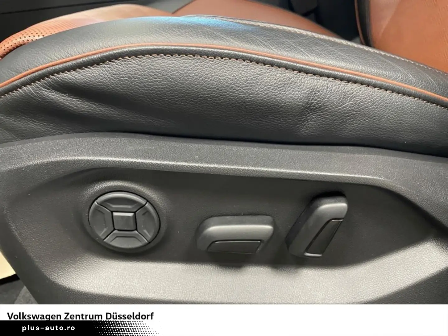 VW Touareg R-Line 3.0 V6 TDI 4MOTION Navigation