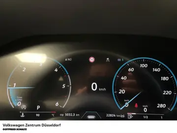 VW Touareg R-Line 3.0 V6 TDI 4MOTION Navigation