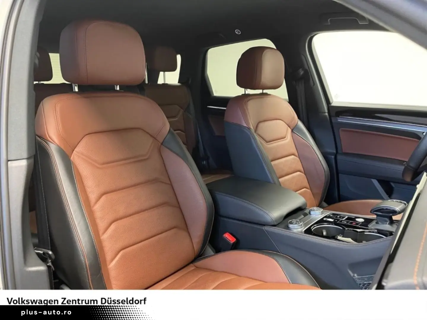 VW Touareg R-Line 3.0 V6 TDI 4MOTION Navigation