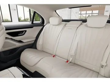 MERCEDES-BENZ S 450 4M Multibeam Airmatic Pano