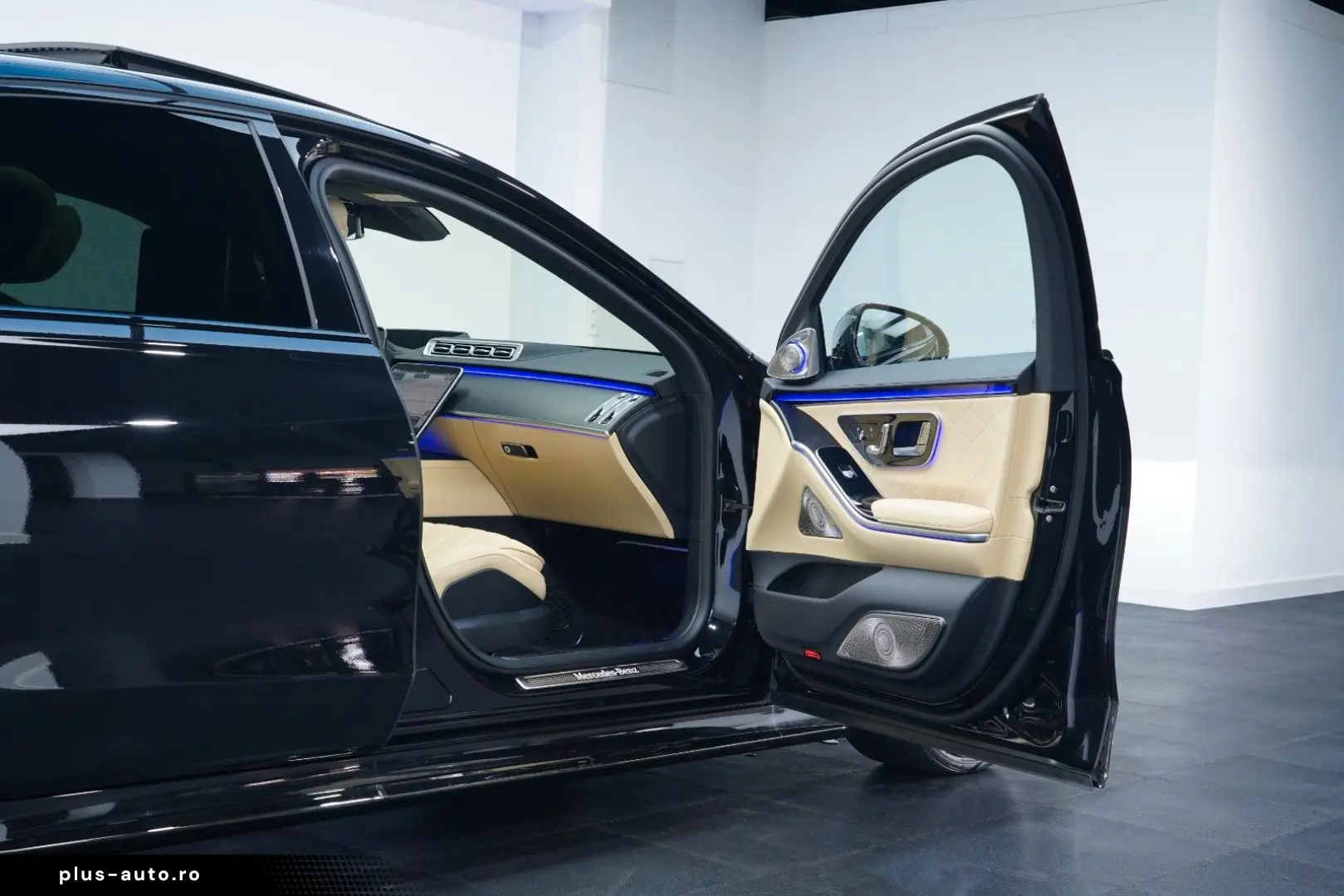 MERCEDES-BENZ S 450 d 4ML MANUFAKTUR FIRST-CLASS 4DBURMESTER