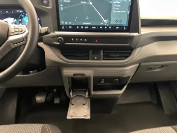 Volkswagen T7 Caravelle e-Caravelle LR 9S NAV CAM
