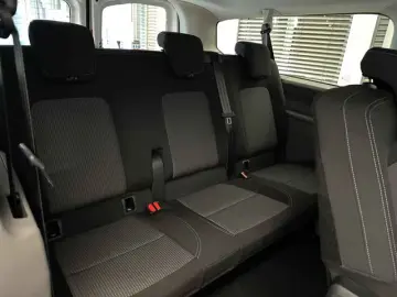Volkswagen T7 Caravelle e-Caravelle LR 9S NAV CAM