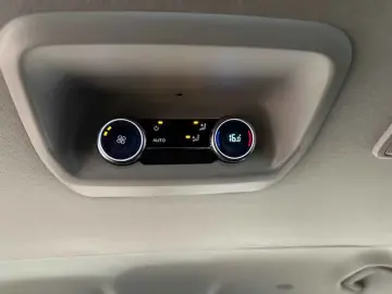 Volkswagen T7 Caravelle e-Caravelle LR 9S NAV CAM