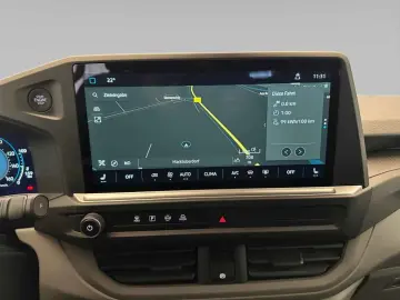 Volkswagen T7 Caravelle e-Caravelle LR 9S NAV CAM