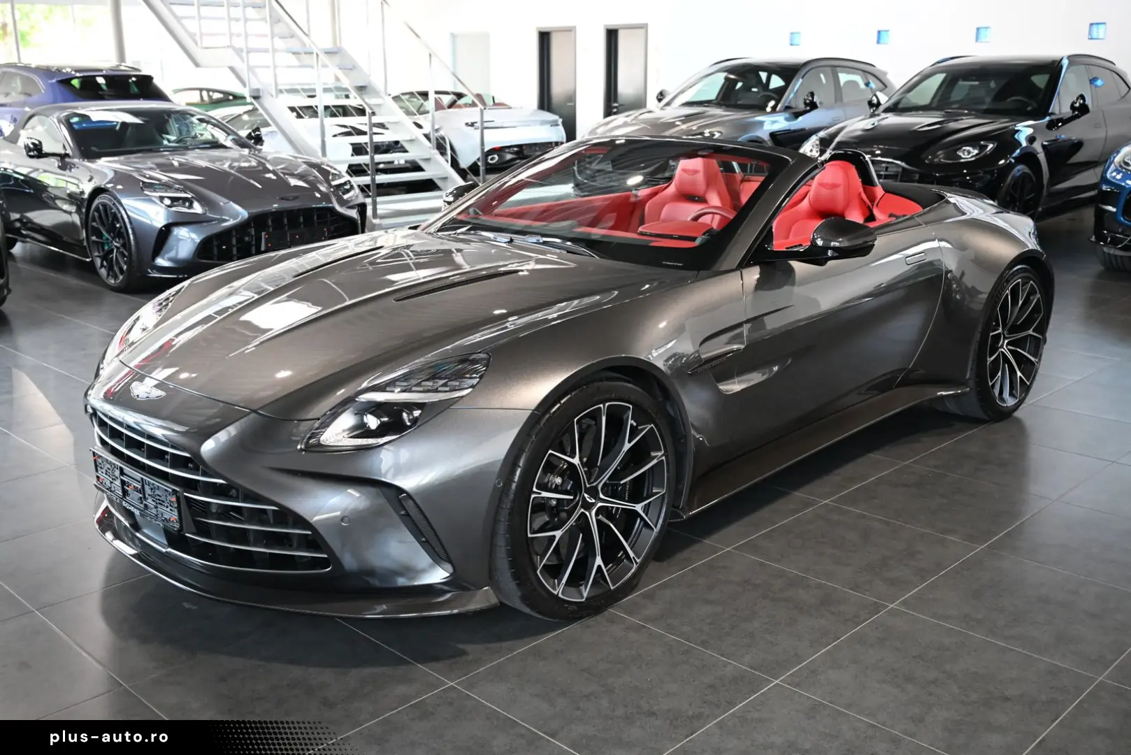 ASTON MARTIN V8 Vantage Roadster Magnetic Silver