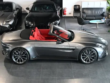 ASTON MARTIN V8 Vantage Roadster Magnetic Silver