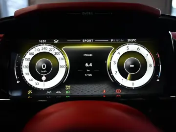 ASTON MARTIN V8 Vantage Roadster Magnetic Silver