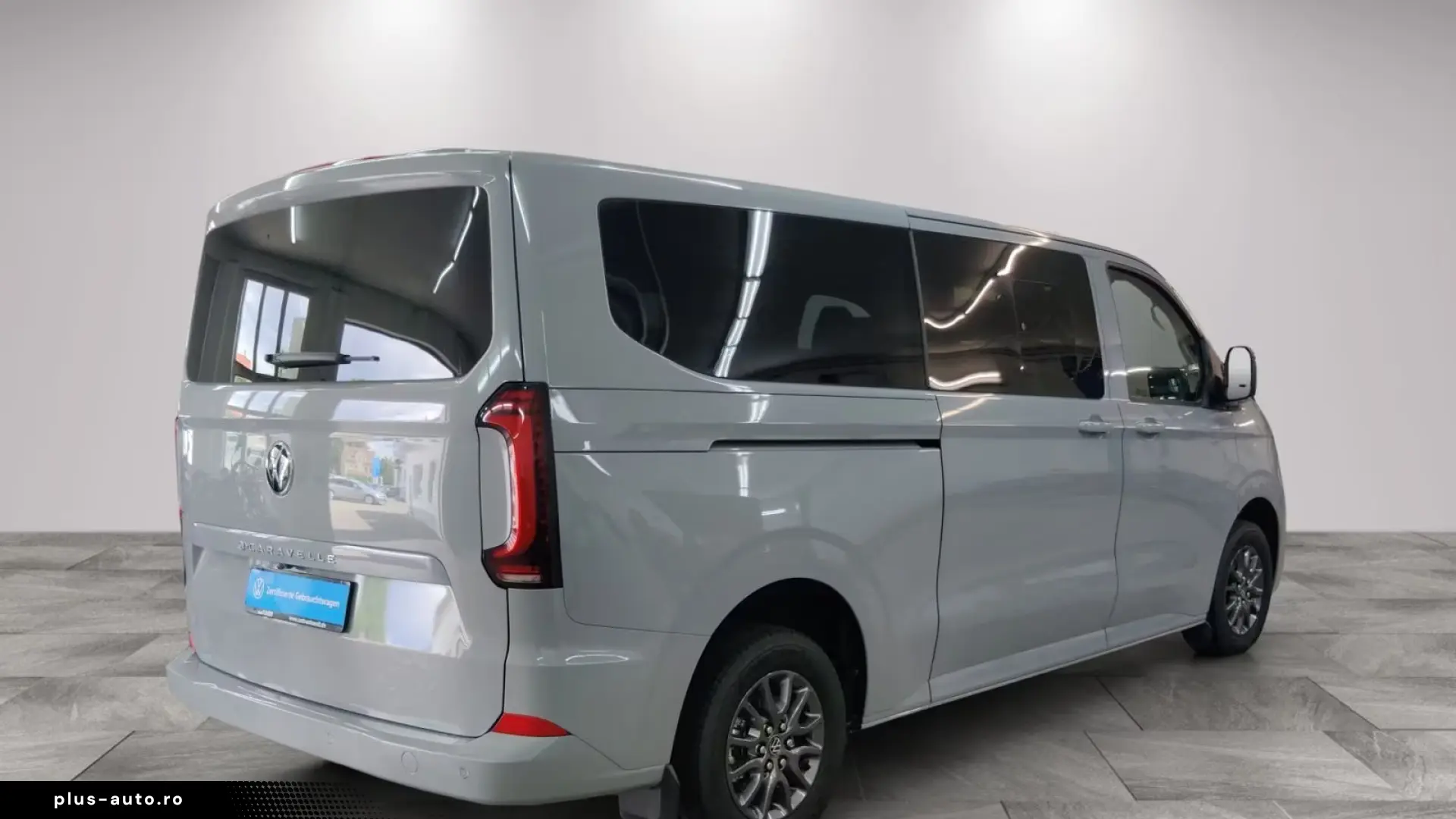 Volkswagen T7 Caravelle e-Caravelle Life LR 8Sitze