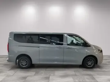Volkswagen T7 Caravelle e-Caravelle Life LR 8Sitze