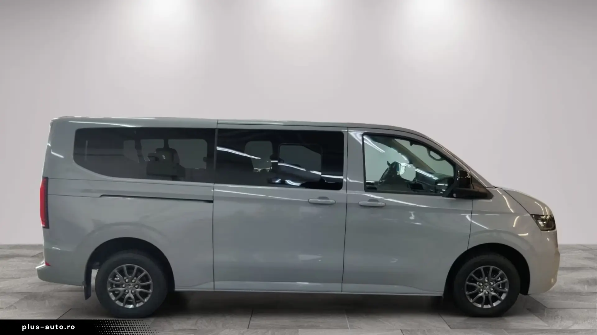 Volkswagen T7 Caravelle e-Caravelle Life LR 8Sitze