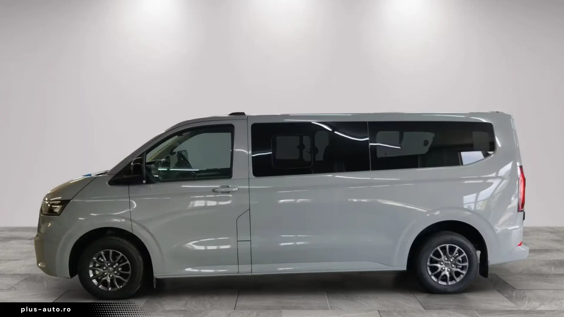 Volkswagen T7 Caravelle e-Caravelle Life LR 8Sitze