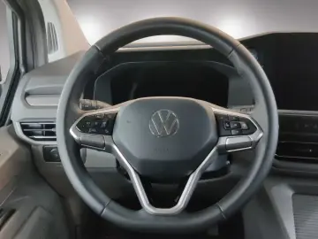 Volkswagen T7 Caravelle e-Caravelle Life LR 8Sitze