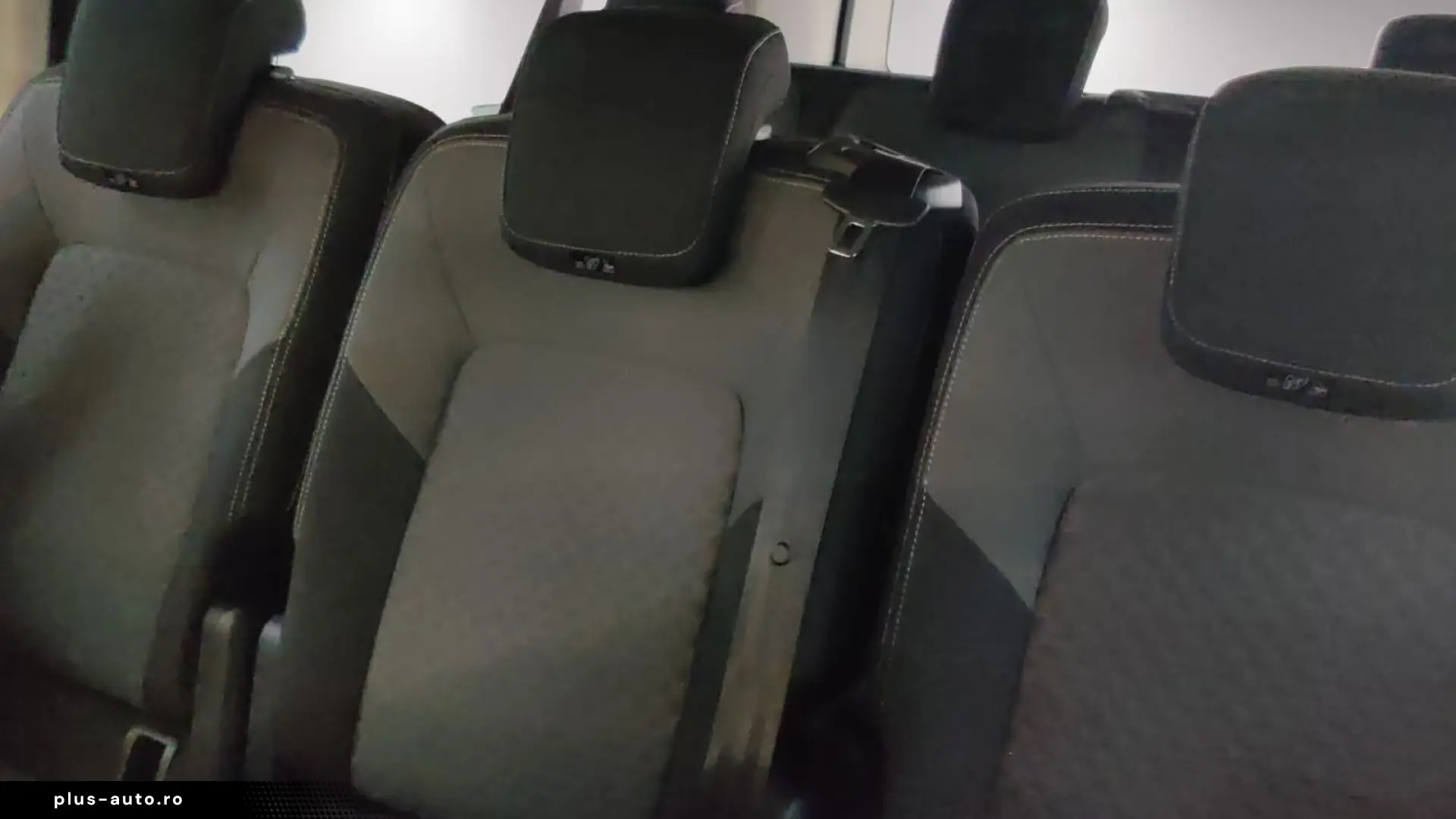 Volkswagen T7 Caravelle e-Caravelle Life LR 8Sitze