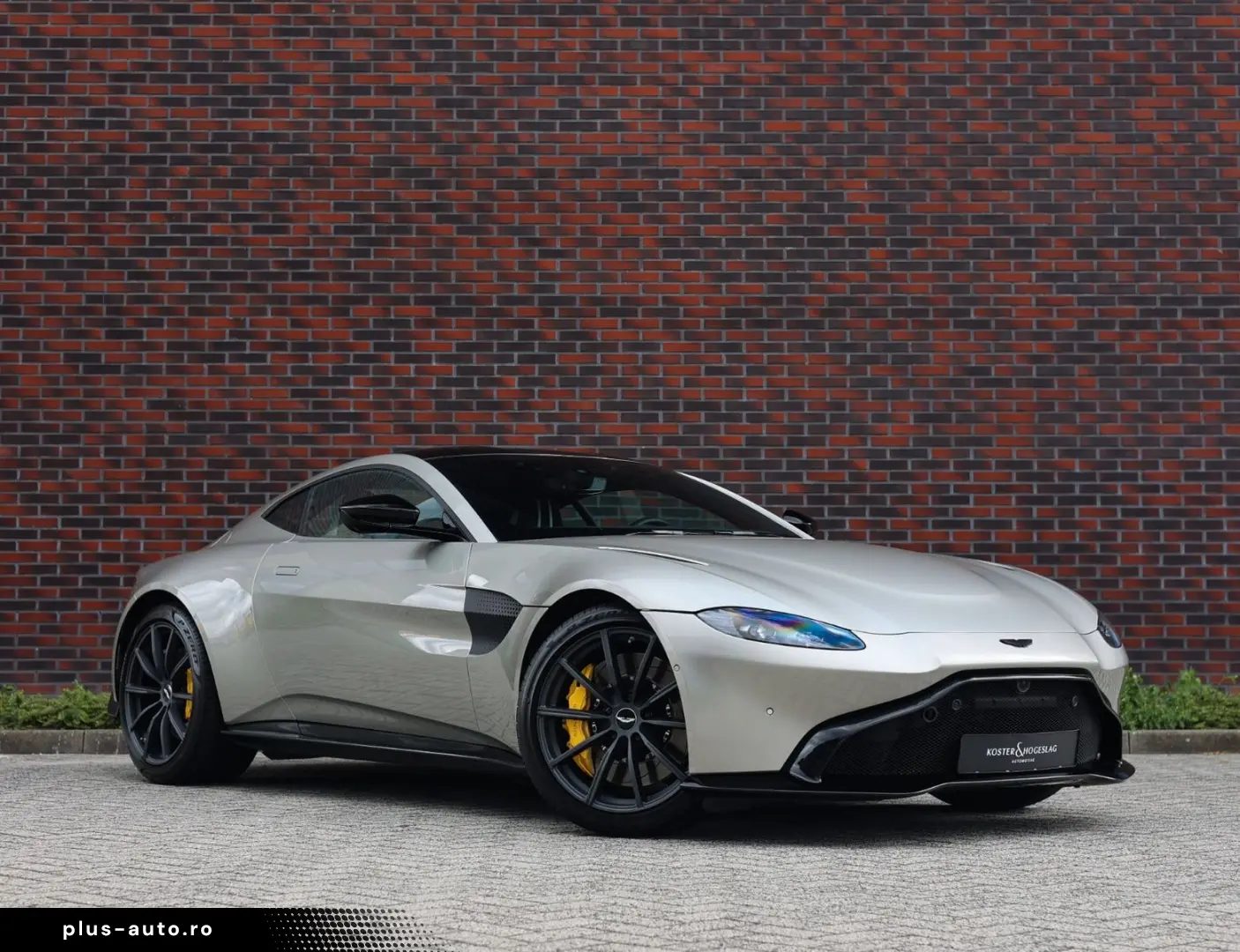 ASTON MARTIN Vantage 4.0 V8   Q Special - 360 camera