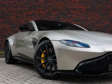 ASTON MARTIN Vantage 4.0 V8   Q Special - 360 camera