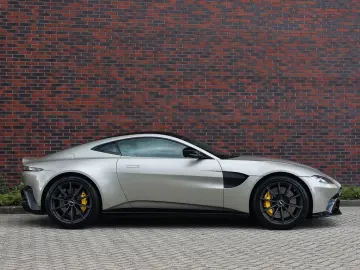 ASTON MARTIN Vantage 4.0 V8   Q Special - 360 camera