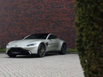 ASTON MARTIN Vantage 4.0 V8   Q Special - 360 camera