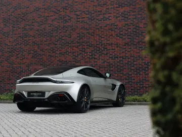 ASTON MARTIN Vantage 4.0 V8   Q Special - 360 camera