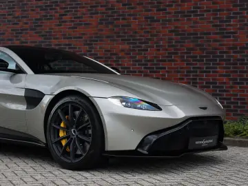 ASTON MARTIN Vantage 4.0 V8   Q Special - 360 camera