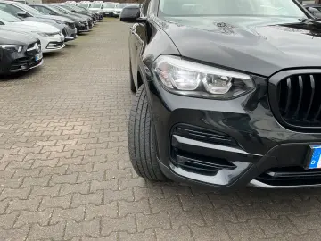 BMW X3 xDrive30eA Advantage Plug-In Navi Kamera