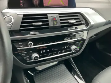 BMW X3 xDrive30eA Advantage Plug-In Navi Kamera